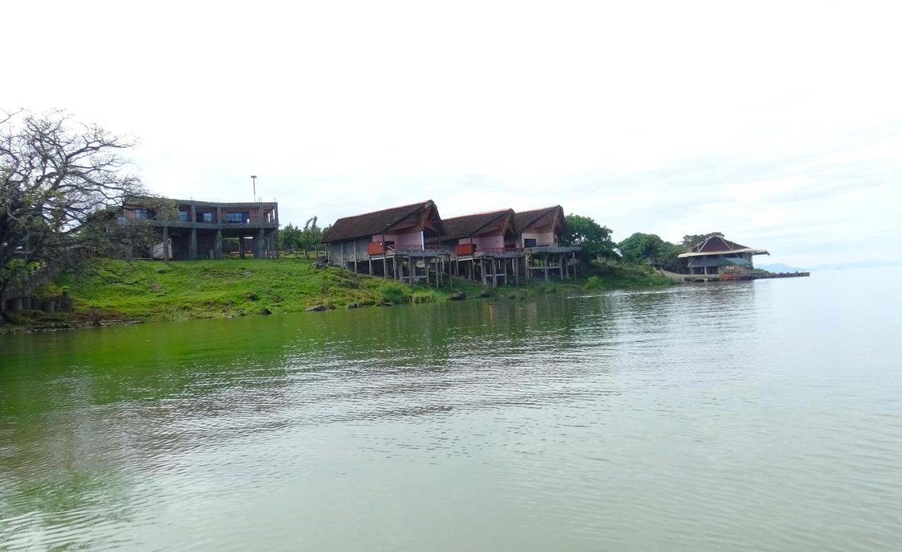 Milimani Beach Resort Kisumu Esterno foto